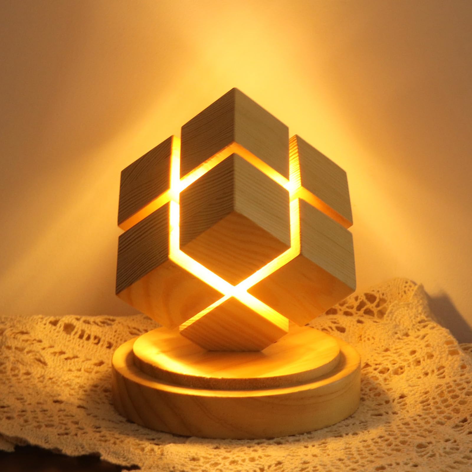 ＼P11 新品発売特典／ルービックキューブランプ、木製ルービックキューブナイトライト、LED単色ウォームライト付き、ルービックキューブ装身具、ベッドサイドテーブル装飾、寝室の雰囲気ランプ、ルービックキューブ愛好家の子供の誕生日用