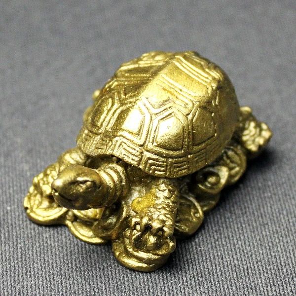 Ornaments - 風水 亀 長寿 置物 銅製 縁起物 飾り物 雑貨 風水火山 風水グッズ 金運祈願 開運祈願 金色 2026 【銅製 金運祈願の亀】
