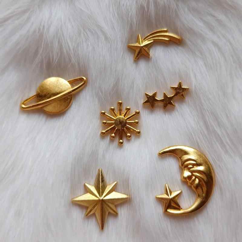 キーホルダー スマホケース 封入 金属 アクセサリー 星空 宇宙 月 星モチーフ 星芒 UVレジン 電気メッキ加工 かわいい 爽やか スイート 日韓風 オールシーズン 普段使い おしゃれ