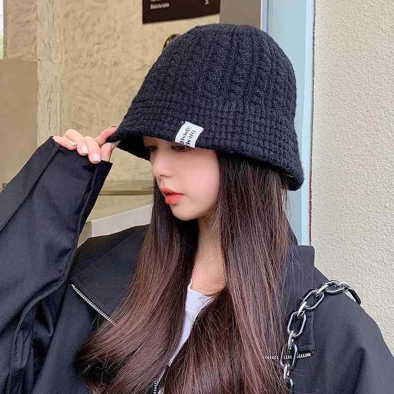 ニット帽 レディース 秋冬 韓国 ケーブル編み ビーニー 暖かい 防寒 小顔効果 かわいい ブラック ベージュ ピンク系 グレー