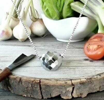 【健康】テラチタン ネックレス 究極コラボ 健康 純チタン＆純テラヘルツ チェーンネックレス 輝く平小豆【細】 テラヘルツ10mmミラー チェーン内周約 50-55cm対応 アジャスタチェーン5cm仕様