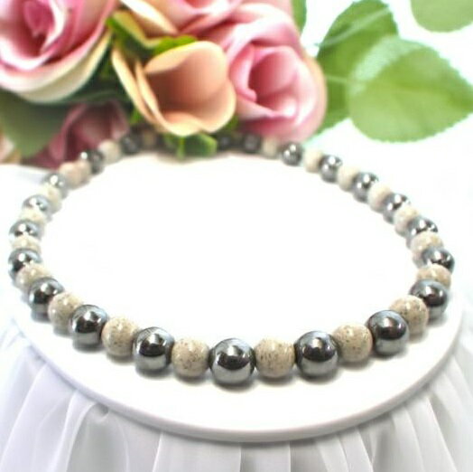 テラヘルツ&北投石6mm丸玉ネックレス【選べる長さ：34-36-38-40-42-44-46-48-50cm】【北投石：台湾産セラミック加工処理石 モノトーンデザインが人気！金具の無い伸び～るネックレス】