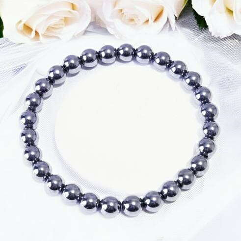 商品説明名称テラヘルツブレスレット 原材料金属シリコン：Siが99％以上販売者ビーイング株式会社山梨県甲府市伊勢2-12-14TEL/FAX：055-269-7720 連装にはポリウレタンゴム使用 👇簡単に玉のサイズ別に選ぶこ...