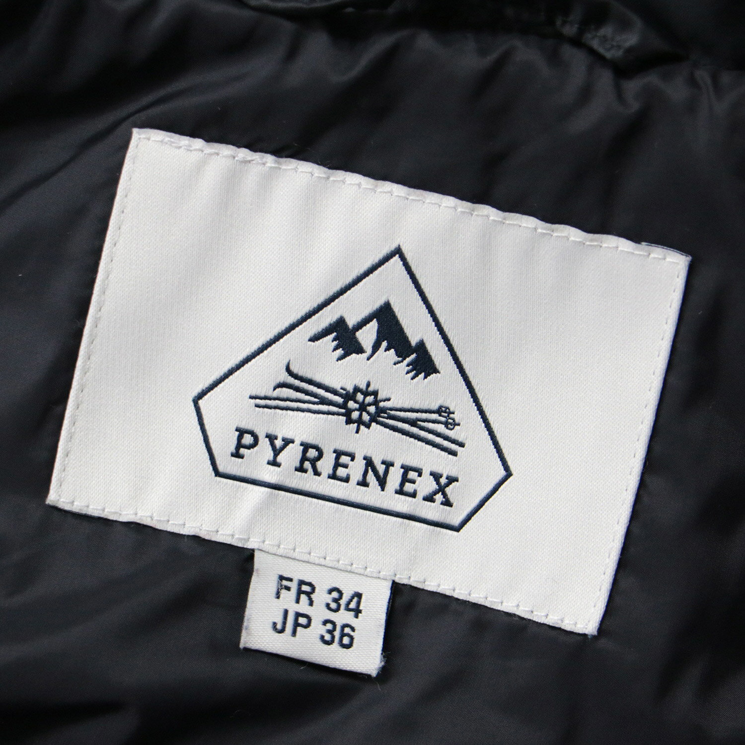 によって PYRENEX ピレネックス コート ダウン アウター ブラック 黒 36(S) ミドル丈 フード付き ナイロン MARGAUX マルゴー おしゃれ シンプル 無地 :ブランド古着のBEEGLE by Boo-Bee サイズ