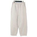 アイテム紹介 ブランド名 FLORENT(フローレント) リリース時期 2023年春夏 正式タイトル RELAXED PANTS 素材 アクリル 69% ナイロン 23% ウール 7% ポリウレタン 1% 生産国 日本製 参考定価 17,600円(税込) 商品説明 ・ウエストゴム素材 ・ポケットあり ・ストレッチあり カラー ベージュ サイズ 36(S) ウエスト約65~80cm(平置き)×股上約40cm×股下約60cm×ワタリ幅約33.5cm(もも幅)×裾幅約20cm 状態 A.美中古 付属品 なし 注意 この商品は実店舗・その他ショッピングモール併用の商品です。売り切れの場合はご了承ください。 色がある場合、モニターの発色の具合によって実際のものと色が異なる場合があります。 他の商品を探す アイテム別で探す≫カテゴリー別で探す≫ その他「FLORENT(フローレント)」商品一覧はこちらFLORENT(フローレント) アイテム紹介 ブランド名 FLORENT(フローレント) リリース時期 2023年春夏 正式タイトル RELAXED PANTS 参考定価 17,600円(税込) 素材 アクリル 69% ナイロン 23% ウール 7% ポリウレタン 1% 生産国 日本製 商品説明 ・ウエストゴム素材 ・ポケットあり ・ストレッチあり カラー ベージュ サイズ 36(S) ウエスト約65~80cm(平置き)×股上約40cm×股下約60cm×ワタリ幅約33.5cm(もも幅)×裾幅約20cm 状態 A.美中古 付属品 なし 注意 この商品は実店舗・その他ショッピングモール併用の商品です。売り切れの場合はご了承ください。 色がある場合、モニターの発色の具合によって実際のものと色が異なる場合があります。 同ブランド商品 その他「FLORENT(フローレント)」商品一覧はこちら