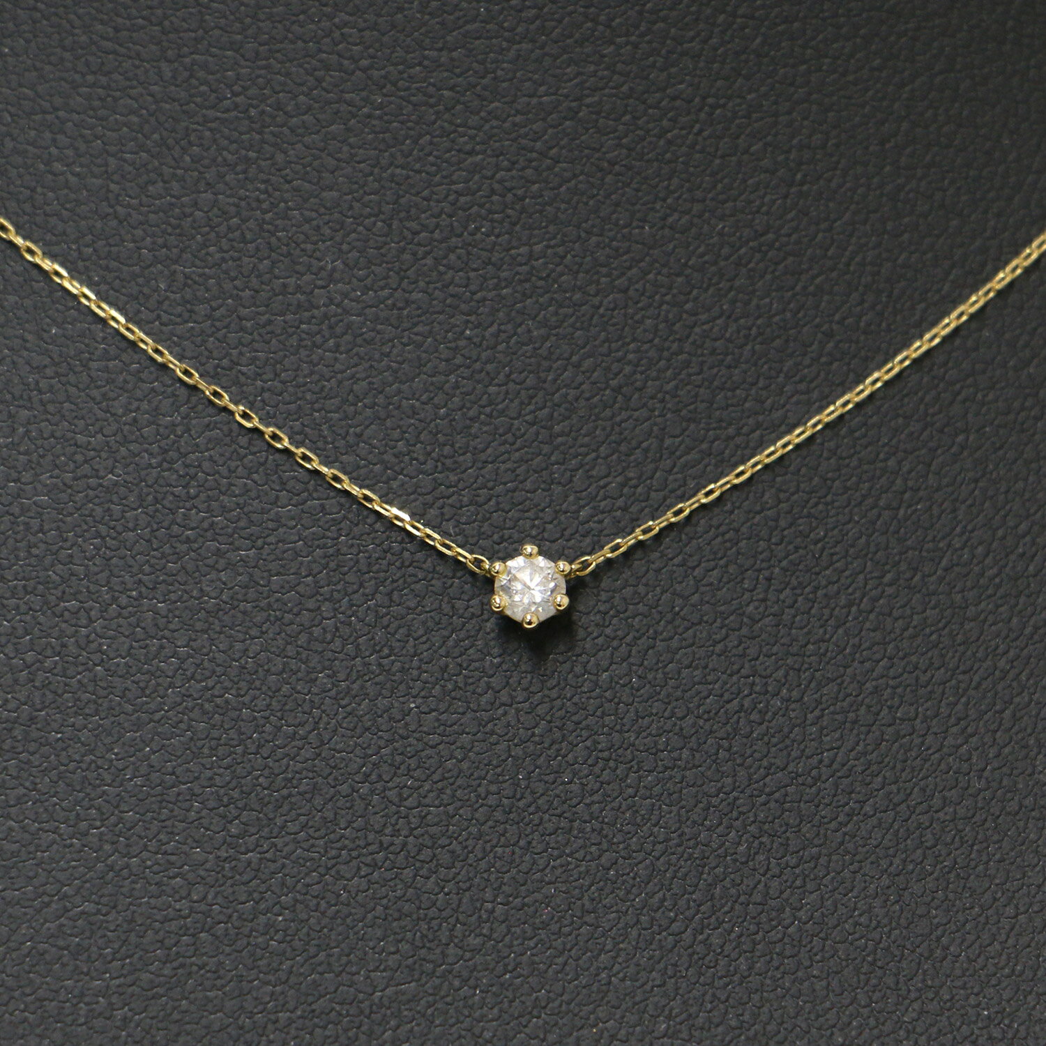 AHKAH アーカー blanc ブラン ネックレス エンブレイス ダイヤモンド ロシアンダイヤモンド 1粒 K18YG 0.13ct 240215 ゴールド ホワイト アクセサリー ジュエリー ブランド【レディース】【中古】【美品】【K4023】