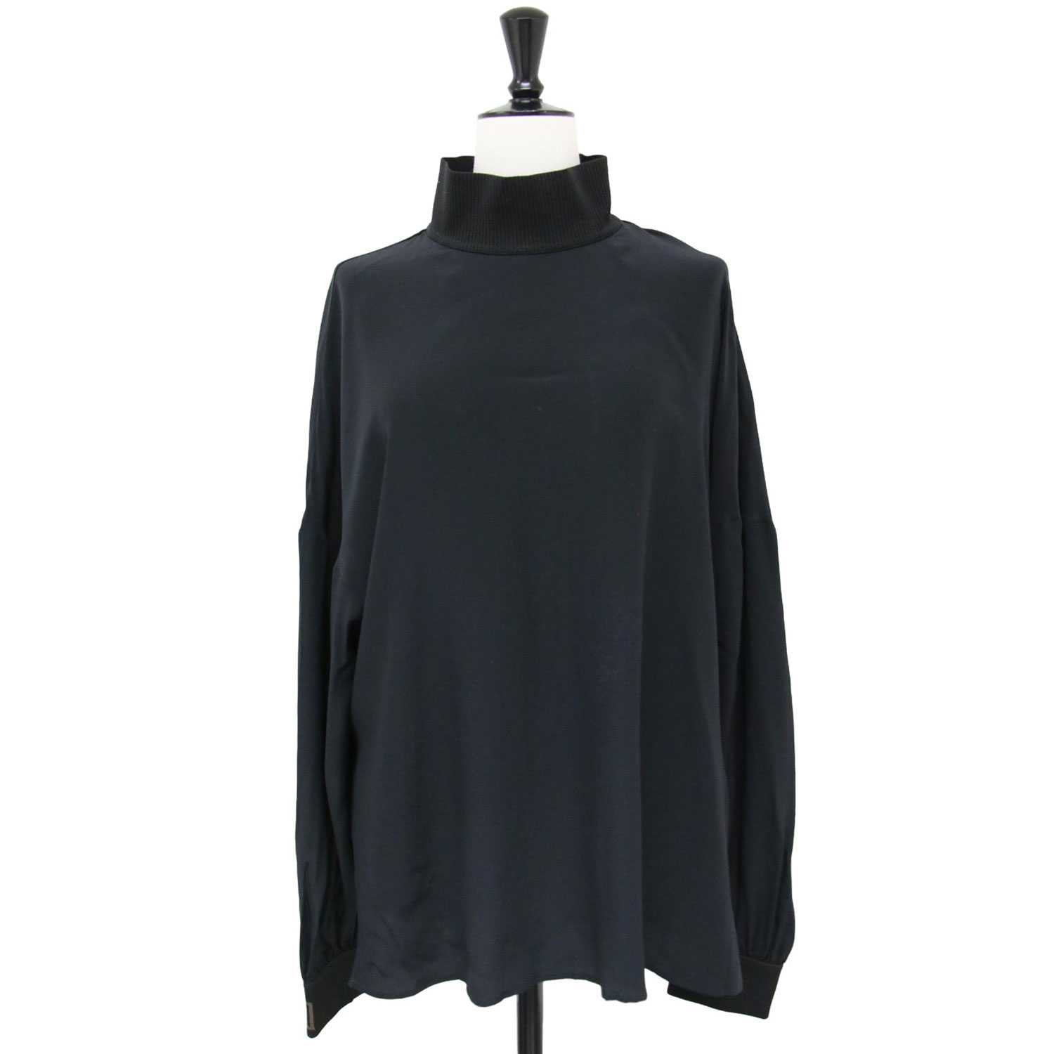 楽天市場】フェンディ(サイズ(S/M/L)L)(シャツ・ブラウス 楽天市場】フェンディ(サイズ(S/M/L)L)(シャツ・ブラウス