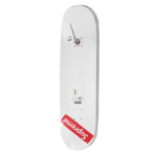 Supreme シュプリーム 24SS MM6 Maison Margiela スケボーデッキ (Skateboard) / ホワイト 白 / コラボ アイテム インテリア 雑貨 スケート ギア【メンズ】【K4468】 Supreme シュプリーム 24SS MM6 Maison Margiela スケボーデッキ (Skateboard) / ホワイト 白 / コラボ アイテム インテリア 雑貨 スケート ギア【メンズ】【K4468】