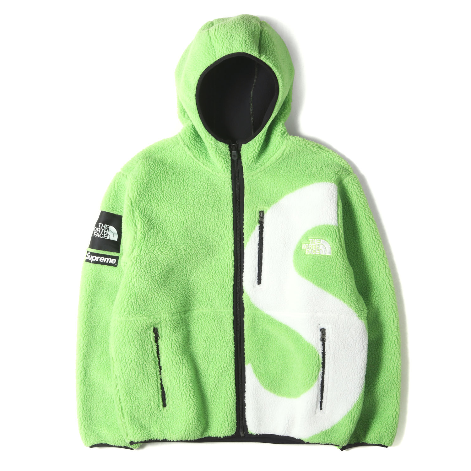 アイテム紹介 ブランド名 Supreme(シュプリーム) リリース時期 2020年秋冬 正式タイトル S Logo Hooded Fleece Jacket 品番 ND62004I 素材 表地 ポリエステル85% アクリル15% /裏地 ポリエステル100% 商品説明 人気の高い”THE NORTH FACE”とのコラボシリーズです。モデルにはフリースボア素材のフードジャケットを採用し、前面に大きな“Sロゴ”をあしらったスペシャルなデザインになります。 カラー ライム サイズ L 着丈約68cm(背中襟下から)×身幅約66cm(脇下から)×肩幅約53cm×袖丈約64cm(肩上から) 状態 A.美中古 代理店タグ 株式会社ゴールドウイン 付属品 なし 注意 この商品は実店舗・その他ショッピングモール併用の商品です。売り切れの場合はご了承ください。 色がある場合、モニターの発色の具合によって実際のものと色が異なる場合があります。 他の商品を探す アイテム別で探す≫カテゴリー別で探す≫ その他「Supreme(シュプリーム)」商品一覧はこちらSupreme(シュプリーム) アイテム紹介 ブランド名 Supreme(シュプリーム) リリース時期 2020年秋冬 正式タイトル S Logo Hooded Fleece Jacket 品番 ND62004I 素材 表地 ポリエステル85% アクリル15% /裏地 ポリエステル100% 商品説明 人気の高い”THE NORTH FACE”とのコラボシリーズです。モデルにはフリースボア素材のフードジャケットを採用し、前面に大きな“Sロゴ”をあしらったスペシャルなデザインになります。 カラー ライム サイズ L 着丈約68cm(背中襟下から)×身幅約66cm(脇下から)×肩幅約53cm×袖丈約64cm(肩上から) 状態 A.美中古 付属品 なし 注意 この商品は実店舗・その他ショッピングモール併用の商品です。売り切れの場合はご了承ください。 色がある場合、モニターの発色の具合によって実際のものと色が異なる場合があります。 同ブランド商品 その他「Supreme(シュプリーム)」商品一覧はこちら