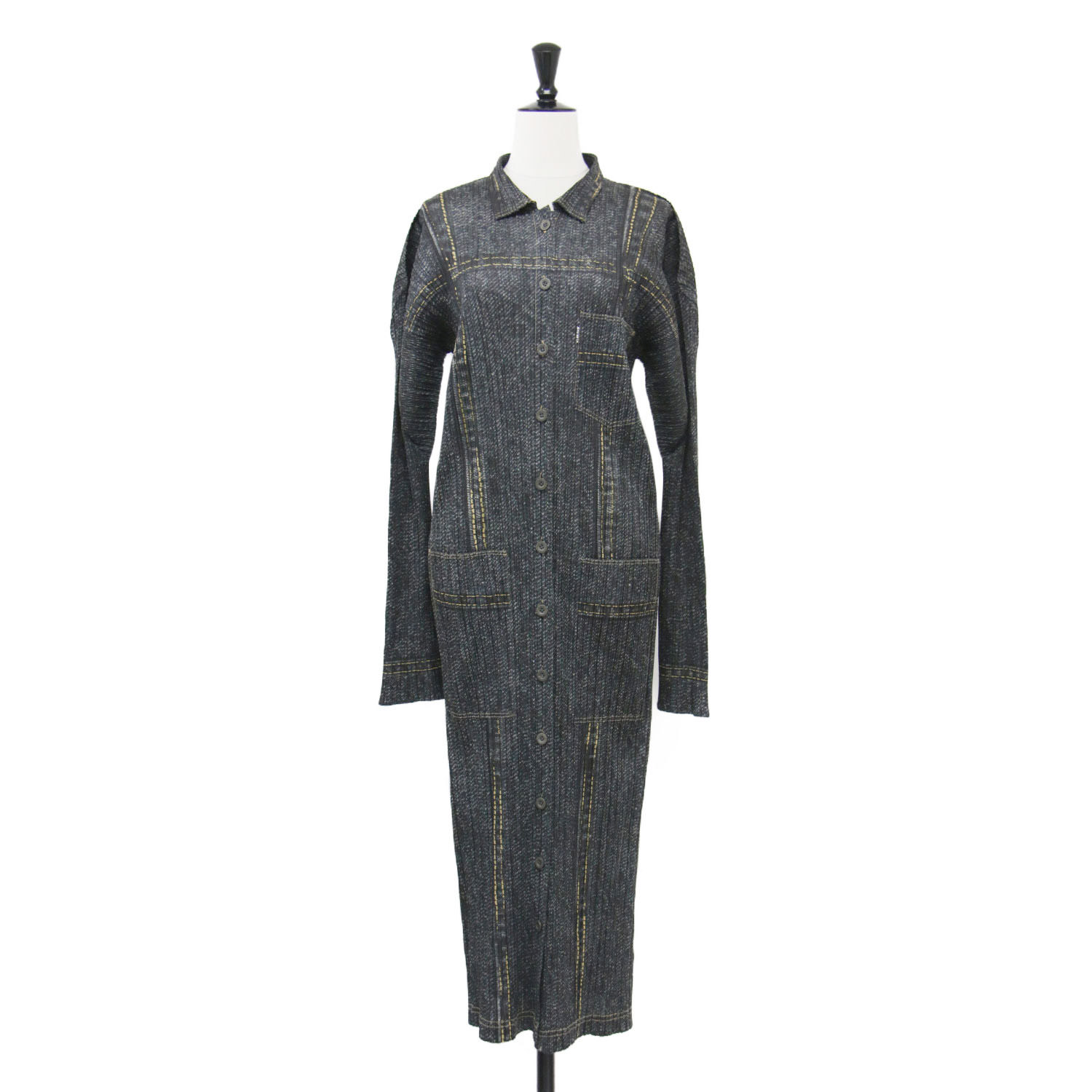 PLEATS PLEASE プリーツプリーズ ワンピース ブラック 黒 サイズ:4(XL) | プリーツ デニムプリント シャツワンピース | ロング 長袖 Iライン | 日本製 | トップス ドレス【レディース】【中古】【K4733】