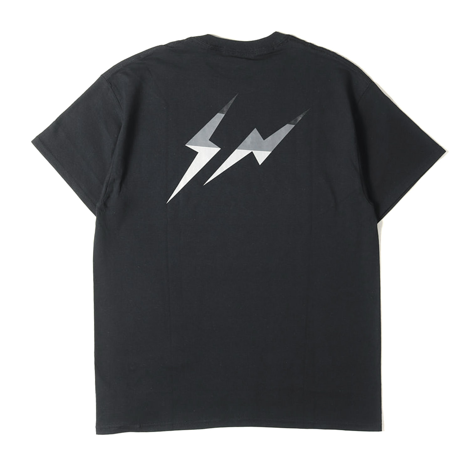 乐天商城 - fragment design フラグメント デザイン Tシャツ ブラック 黒 サイズ:L | ポケットモンスター / ポケモン THUNDERBOLT PROJECT ポッチャマ Tシャツ | トップス カットソー 半袖 | コラボ【メンズ】【K4858】