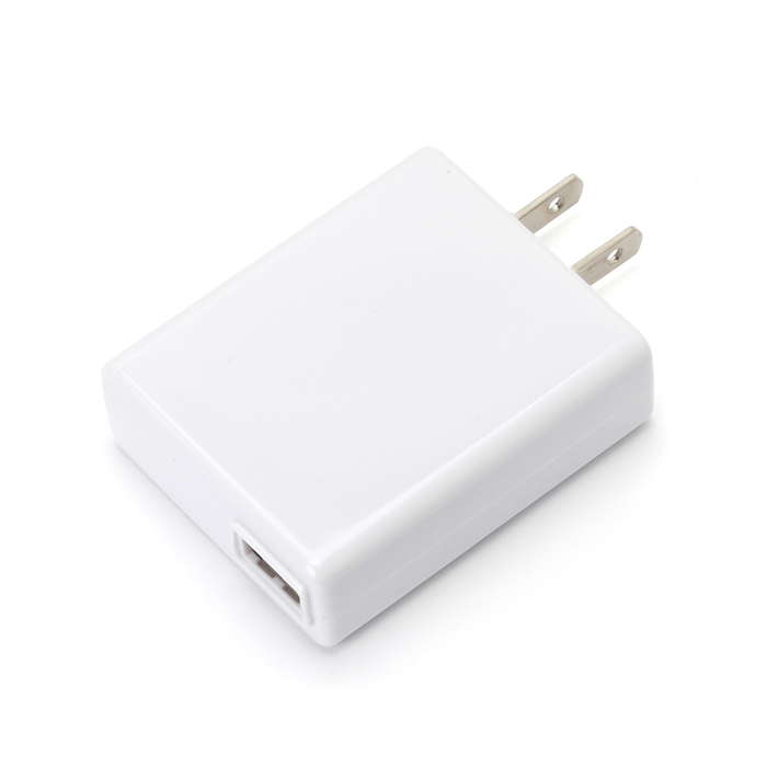 ☆39ショップ☆ 【 10%OFFクーポン！ポイント8倍以上 】 iCharger Quick Charge3.0対応 急速充電 USB電源アダプタ ホワイト クイックチャージ 3.0 XPERIA XZ XPERIA X Compact ZenFone エクスぺリア ゼンフォン HP Elite x3 HTC 10 HTV32 レターパック