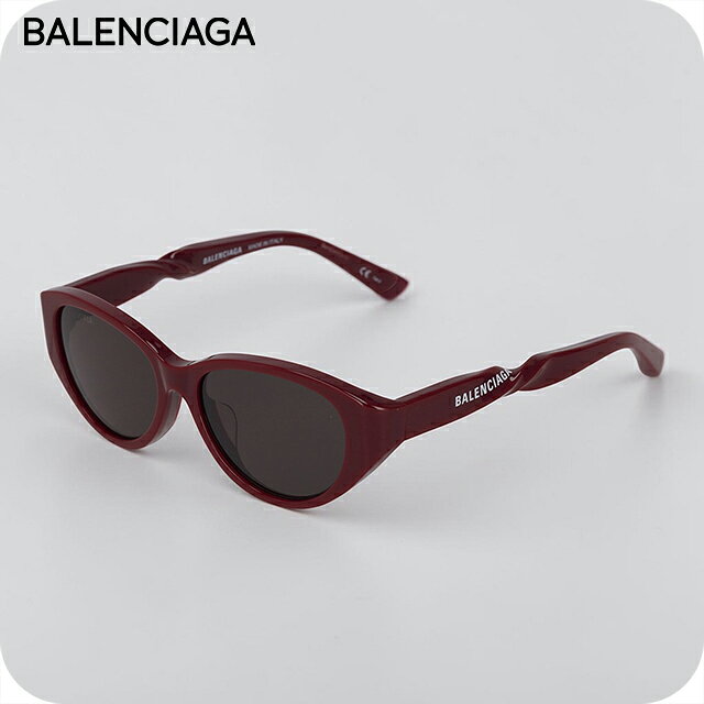 バレンシアガ サングラス レディース ブランド BB0209SA 003 BALENCIAGA バーガンディ ◆バレンシアガ(BALENCIAGA)は、クリストバル・バレンシアガによってスペインで創業された、フランスのラグジュアリーブランド。ウェアからシューズ、バッグといったアクセサリーまで、トータルで展開しています。関連ワード： ブランド ファッション おすすめ 人気 定番 かわいい カワイイ 可愛い カジュアル フォーマル ビジネス スーツ 仕事 就職祝い おしゃれ オシャレ シンプル 大きい 小さい 大きめ 小さめ 春 夏 秋 冬 子供 キッズ 小学生 中学生 高校生 大学生 社会人 大人 オトナ 10代 20代 30代 40代 50代 60代 レディース 女性 母親 娘 女の子 女子 恋人 彼女 プレゼント ギフト 祝い 贈り物 誕生日 卒園 卒業記念 記念品 クリスマス 母の日 敬老の日 入学祝い 合格祝い 新生活 新入生 新社会人 新卒バレンシアガ サングラス レディース BALENCIAGA Italy BB0209SA 003 バーガンディ品番BB0209SA 003素材レンズの材質：CR 39 枠の材質（レンズ枠）：ACETATE 枠の材質（テンプル）：ACETATEカラーバーガンディサイズH×W×D:約5.5×1.6×14.5cm重さ約40g原産国/製造国Italy仕様紫外線透過率：0.00% 可視光線透過率：11.50%保証初期不良のみ対応ファッション小物の商品一覧はこちら♪