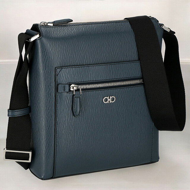 フェラガモ ショルダーバッグ メンズ Ferragamo 240974 ネイビー／ブラック 斜めがけ ブランド 高級 おしゃれ プレゼント 男性 実用的 かっこいい