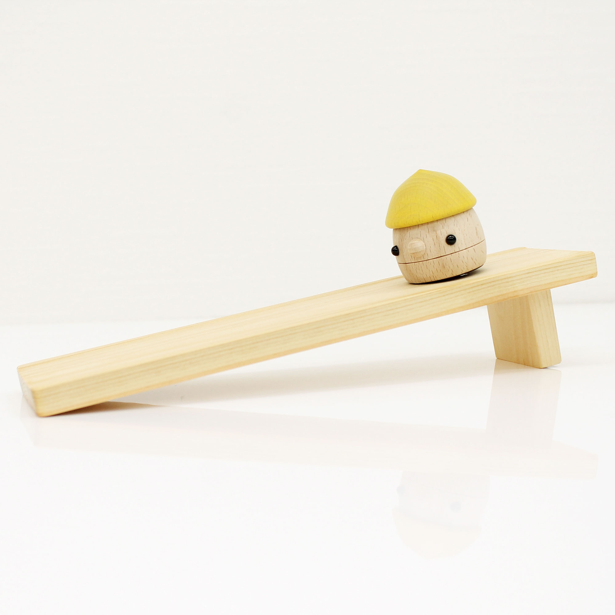 おもちゃのこまむぐ どんぐりころころ黄 どんぐりの坂（小）茶 セット 知育玩具 木製 玩具 日本製 おもちゃ ベビー向けおもちゃ 0歳 1歳 2歳 3歳 男の子 女の子 誕生日 プレゼント お祝い 内祝い 1歳誕生日プレゼント 一歳 1歳 誕生日 2