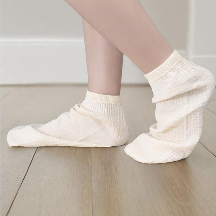 【送料無料】 ブラック、レッド、ネイビー(ボーダー)(22-24cm) (3足セット)みっとめるへん社