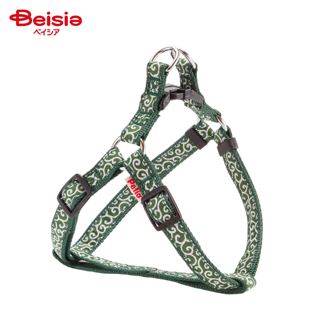 ペティオ(Petio) 犬雅 唐草ハーネス M グリーン
