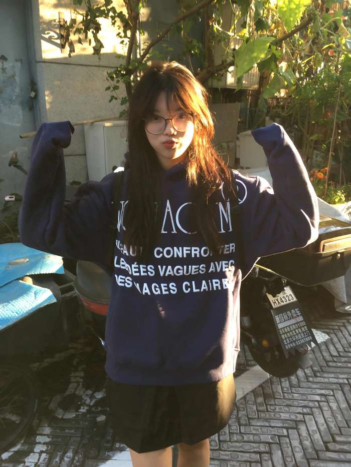 春新作 予約商品 パーカー フーディー 長袖 レタリングプリント カジュアル ストリート シンプル 秋冬 ネイビー 大きいサイズ レディース レディース 大人 30代 40代 50代 冬服 202411