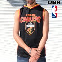 UNK(アンク)からフード付きなデザインでオシャレなジャージです。 ポリエステル素材がさらりと快適な状態をキープしてくれて、NBAファンは もちろんファッションのオシャレなアクセントとしてもオススメな一品です。 Style:アンク UNK NBA クリーブランド・キャバリアーズ ジャージ メンズ ユニフォーム タンクトップ フード付き スポーツウェア ロゴ 人気 ブラック ストリート オフィシャルライセンス バスケットボール スポーツ トップス ギフト プレゼント VXM4809SCC ブランド:アンク 品番:VXM4809SCC 素材:100% ポリエステル カラー:ブラック サイズ:胸囲/肩幅/着丈 S:104cm/41cm/72cm M:108cm/43cm/73cm L:118cm/46cm/75cm フィッティング:レギュラー ストレッチ:無し 洗濯表示:水による洗濯機洗い可 原産国:中国 【対応サイズ】 XSサイズ:胸囲80〜88cm 身長155〜165cm Sサイズ:胸囲88〜96cm 身長165〜175cm Mサイズ:胸囲96〜104cm 身長175〜185cm Lサイズ:胸囲104〜112cm 身長175〜185cm XLサイズ:胸囲112〜120cm 身長175〜185cm 2XLサイズ:胸囲120〜128cm 身長175〜185cm 3XLサイズ:胸囲128〜136cm 身長175〜185cm ※商品の作りによってサイズが異なる場合、体型や着用感に関しては個人差がございますので、目安としてご利用ください。 ※商品の個体差及び計測方法によっては2〜3cmほど差が出ることがあります。 ※モニターによっては質感、微妙な色の違いが現物と相違する場合があります。ご了承ください。 ※上記のサイズ(実寸サイズ)を確認してご注文下さい。 ※海外から輸入した並行輸入品です。 アンク UNK NBA クリーブランド・キャバリアーズ ジャージ メンズ ユニフォーム タンクトップ フード付き スポーツウェア ロゴ 人気 ストリート オフィシャルライセンス バスケットボール スポーツ トップス カジュアル(アメカジ) スポーツ 20代 30代 40代 ⇒サイズ選択ガイド