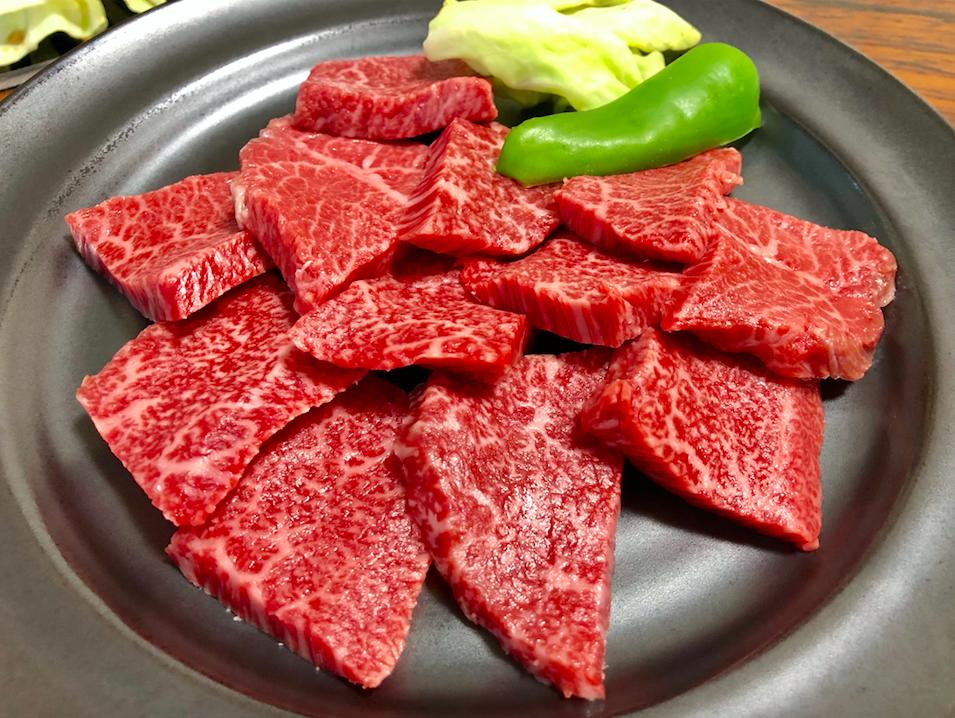 飛騨牛 焼肉 ギフト 特上 赤身 1,500g 1.5kg A5 A4 [送料無料] | 肉 牛肉 塊 ブロック ギフト券 ギフトカード 結婚内祝い 出産内祝い 内祝い 出産 おしゃれ お返し 誕生日 プレゼント 贈り物 ペア 名入れ 食品 食べ物 グルメ ゴルフ 景品 友達 ラッピング 贈答用 高級品 のし