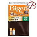 商品説明密着して染める。濃密乳液が生え際にくいつきとどまる。色持ち成分配合。染料の流出を抑え、日にちが経っても髪色キレイ！ツンとしない、ほのかなアロマの香り。天然由来のトリートメント成分配合ご使用方法1剤の全量を2剤に加え白キャップをしめ、上下に30回ほど強く振ります。そのまま放置せず、ただちにクシ型ノズルにつけかえてください。とかすような感じで乾いた髪全体に混合乳液をぬります。15分放置。よくすすぎ、シャンプー・リンスで仕上げます。使用量の目安：ミディアムヘア(肩より短い)約1回分。髪の量が多い方は2箱ご用意ください。※分けて使えません。注意事項製品の外観・仕様パッケージ等が予告なく変更となる場合があり、掲載画像と異なる事がございます。予めご了承下さいませ。商品名ホーユー ビゲン 香りのヘアカラー 乳液カラー5NA 深いナチュラリーブラウンメーカーホーユー株式会社生産国日本製商品区分医薬部外品広告文責株式会社ランガル 06-6535-5515