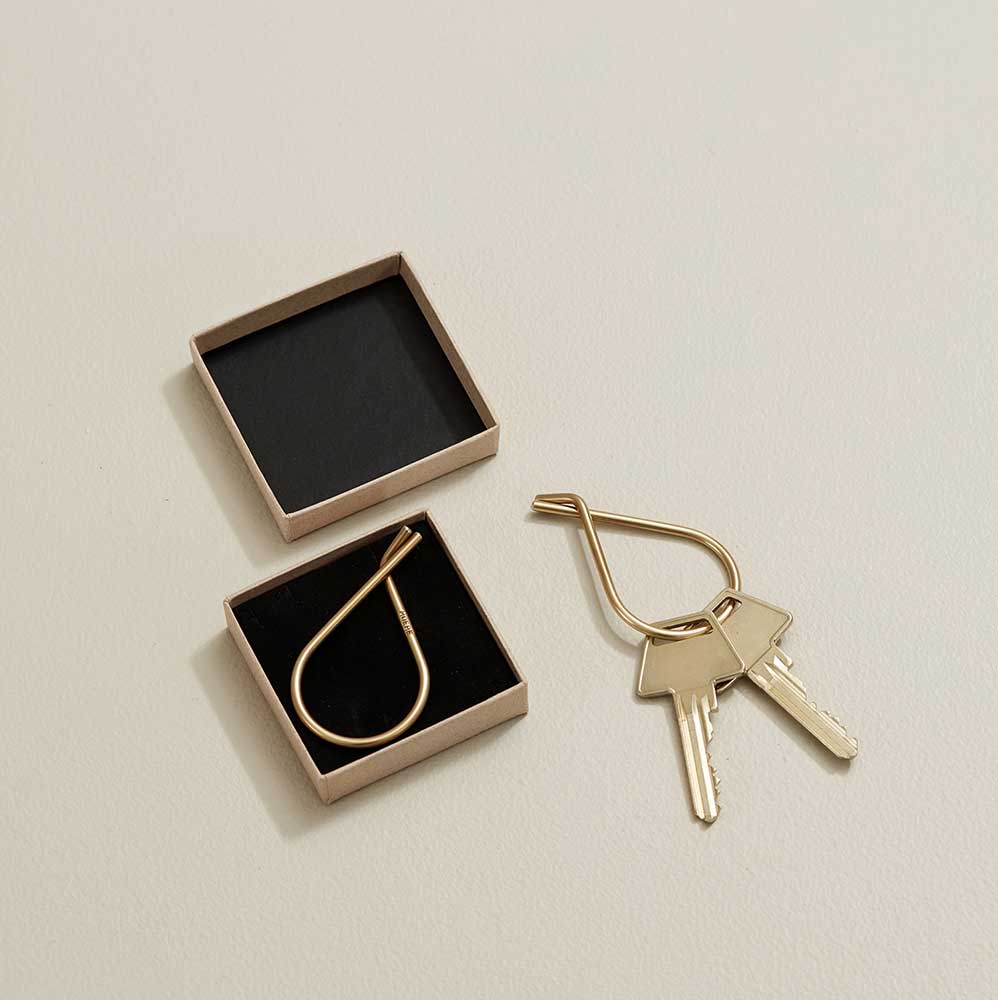 【 当日発送 】MOEBE ムーベ キーリング KEY RING キーホルダー 北欧 インテリア雑貨 デンマーク ギフト KRBR38のサムネイル