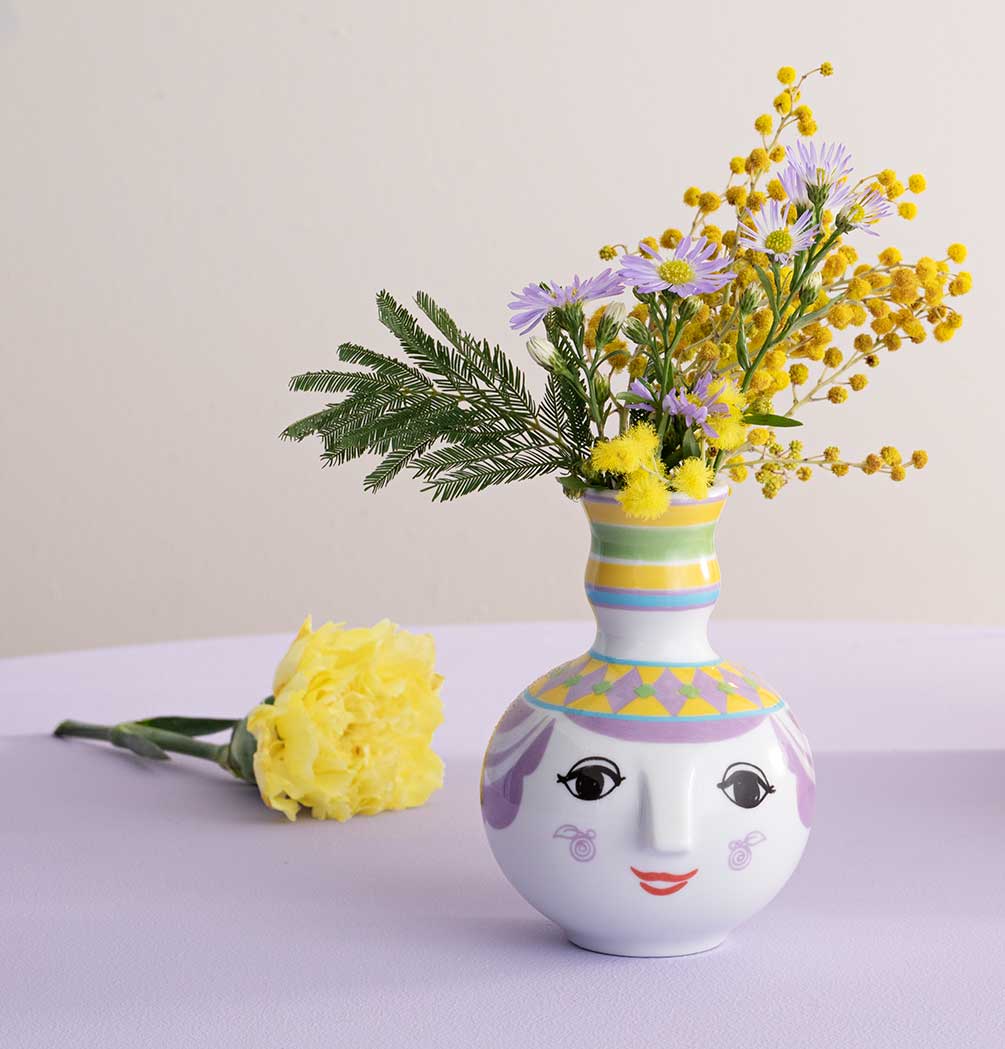 限定生産品 ビヨン・ヴィンブラッド Bjorn Wiinblad 一輪挿し 花瓶 フラワーベース single flower vase Rie カラー：パープル H9cm 花びん 磁器 北欧雑貨 クリスマス ビヨンヴィンブラッド EVA インテリア モダン シンプル おしゃれ 限定品56531 あす楽 母の日