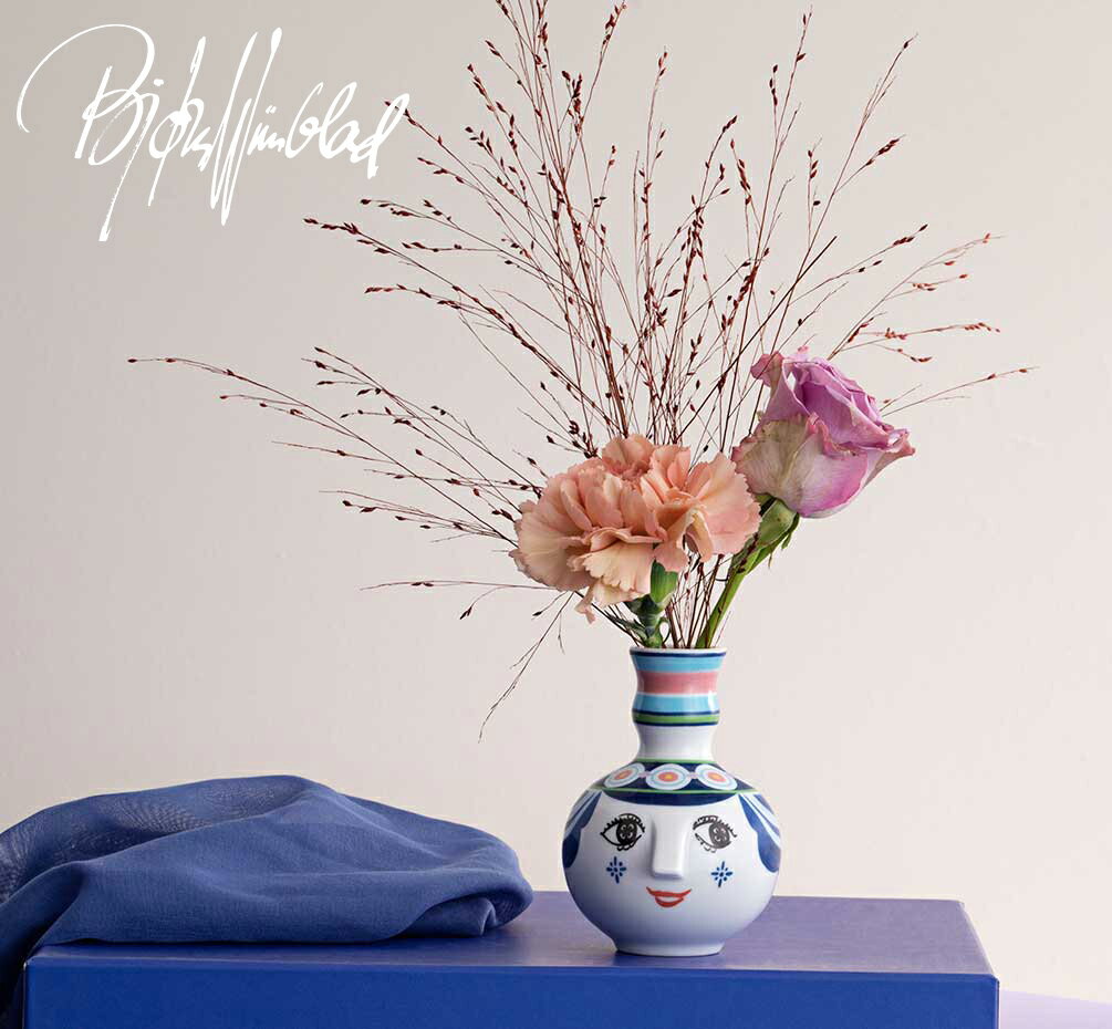 限定生産品 ビヨン・ヴィンブラッド Bjorn Wiinblad 一輪挿し 花瓶 フラワーベース single flower vase Mie カラー：ブルー H9cm 花びん 磁器 北欧雑貨 クリスマス ビヨンヴィンブラッド EVA 56532 インテリア モダン シンプル おしゃれ 限定 あす楽