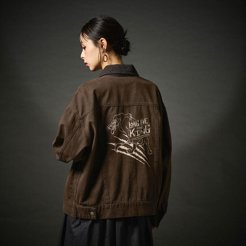 【Disney】 ディズニー ユニセックス ブラウン ワークジャケット 「 ライオン・キング / スカー 」 ◆ S M L LL ◆◇ レディース メンズ アウター 上着 ジャケット ブルゾン 長袖 秋 秋冬 アウターウェア ハロウィーン ハロウィン ユニセックスアウター スカーのサムネイル