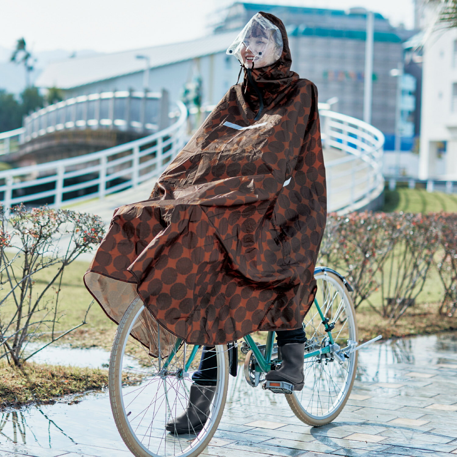 自転車用レインコート｜足や顔が濡れない自転車用カッパのおすすめ