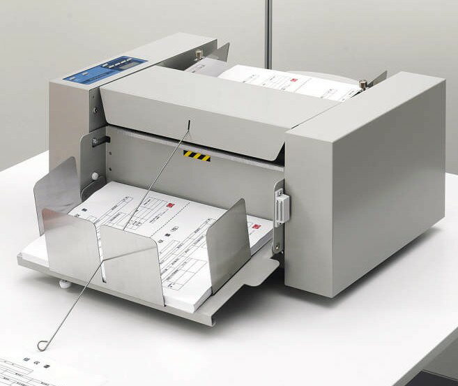 ライオン事務器 自動ミシン目カッター〈きりとれーる〉 LP-117 846-21(84621) LP117 梱包サイズ59×45×34cm合計138cm 梱包重...