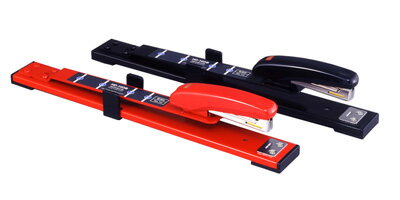 マックス ホッチキス 中とじホッチキス【HD-10DB】全2色(黒・赤) 用紙サイズはA3(A4の冊子)まで可能 10号針で中とじができる全長309mmのコンパ...