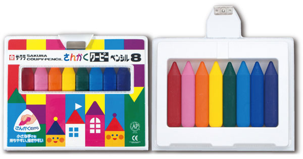 サクラクレパス　さんかく クーピーペンシル8色　FYL8　黄色・橙色・赤・桃色・紫・水色・緑・青 ケースサイズ　130×155×25mm 【 2個までメール便対応可能 】