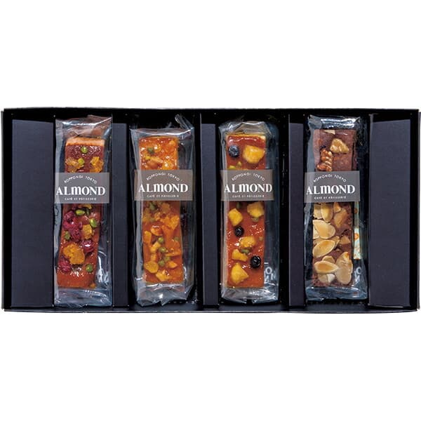 お歳暮 冬ギフト スイーツ 内祝い 六本木アマンド ROPPONGI CAKE BATON<六本木ケイクバトン> 4本(RARCB-4) 出産 結婚 結婚内祝い...