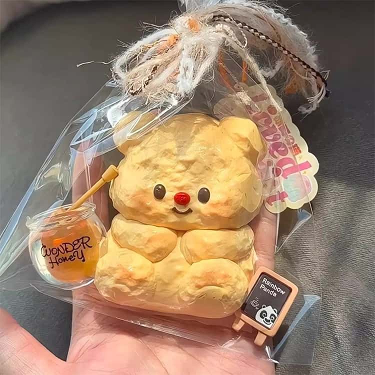 スクイーズ おもちゃ 可愛いくまちゃんのスクイーズトイ 熊 クマ グッズ スクイーズ玩具 ストレス解消 スクイーズトイ 2個セット おもちゃ ぷにぷに 2個セット 小さな熊 子熊 面白い熊のストレス解消おもちゃ bellissima-km-10007171 Bellissima サンプル画像2