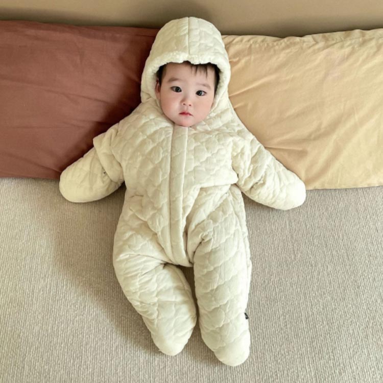 ベビー 抱っこ布団 裏ボア ファスナー式 冬 おくるみ 足付き ベビー服 星型 ベビー...