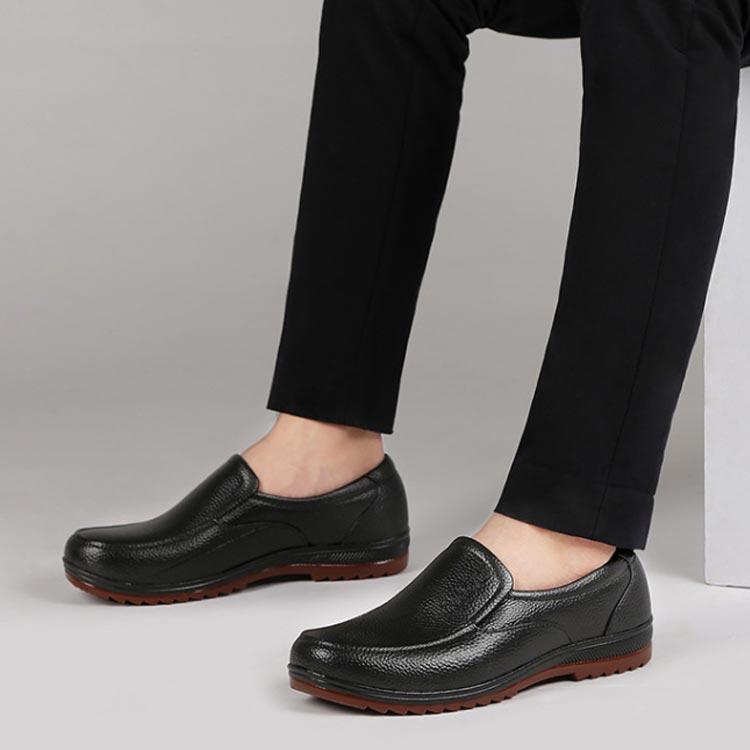 厨房シューズ キッチンシューズ コックシューズ 大きい 男性 メンズ 業務用厨房用品 レディース 靴 厨房靴 作業靴 調理場 シューズ 防汚 掃除 防水 履き物 耐油 防水 軽量 キッチン アウトドア 洗車 疲れない 滑りにくい ブラック 黒