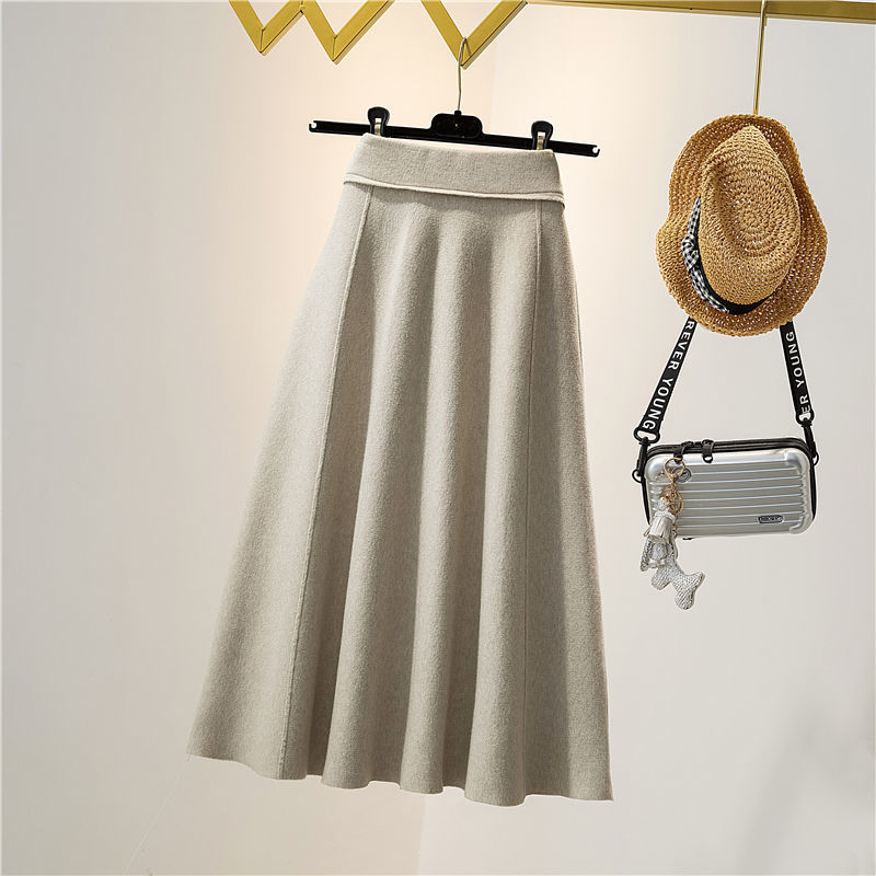 スカート マキシ フレア ナロースカート マキシ マーメイド タイト ロング ロングスカート ロング丈 マキシ丈 きれいめ 光沢感 上品 トレンド 着痩せ ウエストゴム オフィス お呼ばれ オケージョン【 サテンナロースカート】