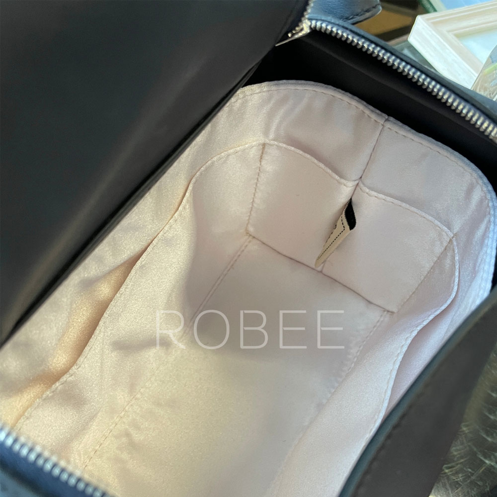 バッグインバッグ エルメスHermes Lindy 対応 軽量 自立 インナーバッグ 高級シル...