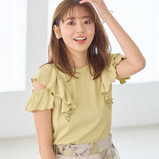 乐天商城 - カットソー プルオーバー オープンショルダーテレコリブトップス(M〜LL) ベルーナ belluna 40代 50代 60代 ミセス 大人 レディース Alotta アロッタ 夏 夏服 トップス Tシャツ