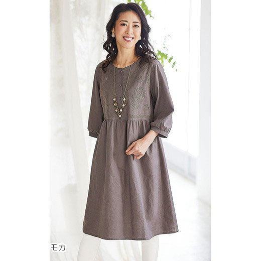 ＼まとめ買い最大2000円OFFクーポン／チュニック 綿麻素材刺しゅうチュニックワンピース(M〜LL) ミセス 大人 レディース トップス 体型カバー 40代 50代 Belluna ベルーナ