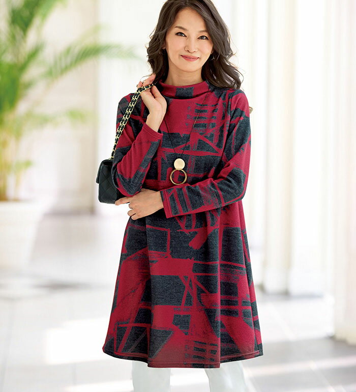 ＼まとめ買いクーポン配布中／チュニック レディース 《モードに体型カバー！》幾何柄プリントボトルネックチュニック 2026春 ベルーナ belluna M-5L