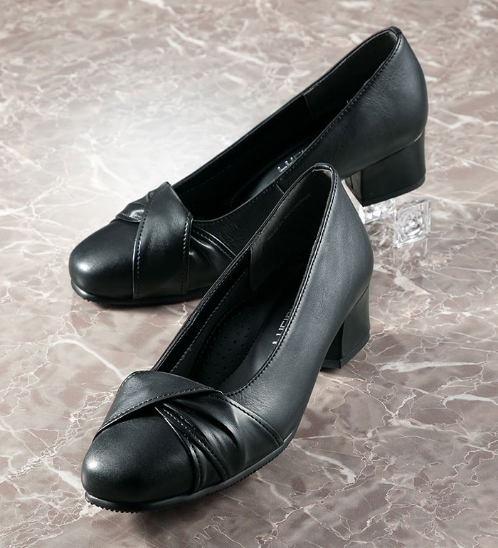 ＼まとめ買いクーポン配布中／パンプス 22.0cm 22.5cm 23.0cm 23.5cm 24.0cm 24.5cm 4E牛革リボンデザ..