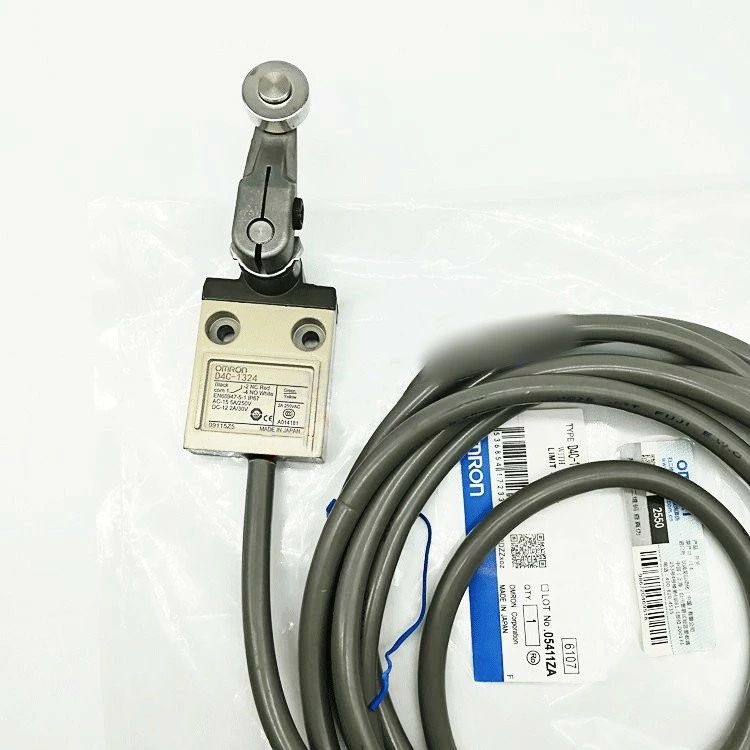 Rakuten - 【新品★適格請求書★送料無料】10個入りセット OMRON オムロン D4C-1324 用リミットスイッチ【6ヶ月保証】