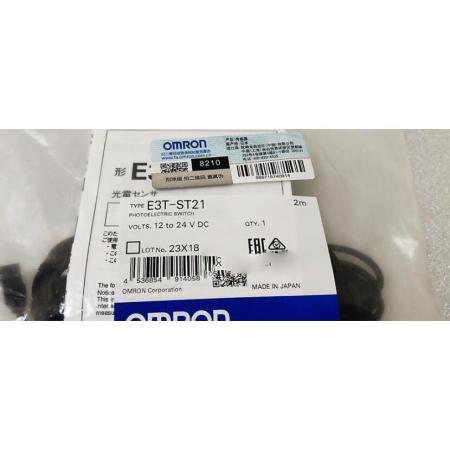 Rakuten - 【新品★適格請求書★送料無料】OMRON アンプ内蔵形光電センサ E3T-ST21◆ 6ヶ月保証