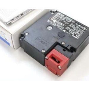 Rakuten - 【新品★適格請求書★送料無料】OMRON D4NL-4HFG-B-JS 小形電磁ロック セーフティドアスイッチ◆6ヶ月保証