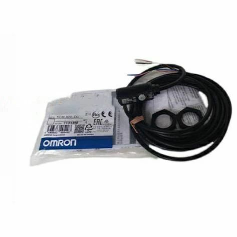 Rakuten - 【新品★適格請求書★送料無料】OMRONオムロン 赤外線近接スイッチびまん反射光学センサーE3FA-RN12◆ 6ヶ月保証