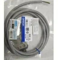 【新品★適格請求書★送料無料】OMRON オムロン D4C-4260 リミットスイッチ【6ヶ月保証】