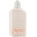 NV^ L OCCITANE `F[ubT V}[O{fB~N 250ml yϕiERX {fBPA SgpzyCHERRY BLOSSOM SHIMMERING LOTIONz