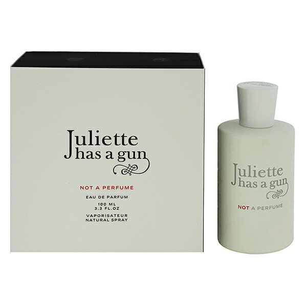 フランスの現代的なニッチ・パフューマリー・メゾンで、2006年に立ち上げられた「ジュリエット・ハズ・ア・ガン」。ロミオとジュリエットのジュリエットに見たてたコンセプトで、現代の、香水で武装したジュリエットというエッジィなアプローチです。全面的ににアヴァンギャルドなアート性を打ちだすメゾンで、ヨーロッパの香水シーンのアイコンの一角となっております。こちらは、そんなジュリエット・ハズ・アガンのフレグランス・ラインから、2010年に発売されたユニセックス香水です。ヨーロッパで大ヒットしましたが、日本ではまったくあつかわれていないレアなアイテムとなっております。お求めはお早めに。「香水じゃない」というアンチ・パフュームなネーミングのこの作品は、「セタロックス」という合成香料に焦点を当てたものです。セタロックスは、「アンブロックス」や「アンブロキサン」という商品名でも知られる合成香料で、アンバーグリス(竜涎香)の成分を化学合成したものです。アンバーグリスは、そのまま嗅ぐとイカのような臭いですが、少量をアルコールに溶かすと、非常に複雑な動物臭となります。本来は香水のラスト・ノートにくわえて味を出すものですが、この作品は、そのアンバーグリスの成分のセタロックスのシングル・ノートという、意欲的な試みです。こういったコンテンポラリーな作品に興味があるかたは、おなじ2006年に立ち上げられたイギリスのエセントリック・モレキュールズのラインもぜひチェックしてみてくださいませ。このノット・ア・パフュームは、セタロックスのシングル・ノートということで、アンバーグリスのアニマリック・ノートの香り。やや涼しげで、ほの甘さも感じさせるライトなトーンで、イメージ的にはクリーン・スウィートなおもむきです。まとうひとの肌によって、千差万別の個性を生み出すような、まさにアニマリック系の真骨頂といえそうな作品です。メンズでもレディスでも違和感なくお使いいただけるでしょう。ボトルやボックスも、ソフィスティケートされた目を惹くデザイン。ボトルは香水瓶のデザインでおなじみのシルヴィー・ド・フランスのデザインです。●直射日光のあたるお肌に香水をつけますと、まれにかぶれたりシミになる場合がございます。●可燃性製品は火気には十分ご注意ください。●傷やはれもの・湿疹など、異常のある部位にはお使いにならないでください。●フレグランス商品は、シルク・薄い布地や白または淡い色の衣服には、シミになることがありますので、直接おつけにならないでください。●目に入ったときは、直ちに洗い流してください。●香料成分の特性上、時間の経過や季節によって澱(オリ)が見られる場合があります。●乳幼児の手の届かないところに保管してください。●極端に高温または低温の場所、直射日光の当たる場所には保管しないでください。●使用後は必ずキャップをしっかりと閉めてください。メーカーまたは輸入元ジュリエット・ハズ・ア・ガン区分フランス製 化粧品広告文責株式会社ベルモ TEL：042-767-2722※原産国が複数ある商品につきましては、入荷の時期により原産国が異なりますので、予めご了承ください。※当社にて取扱いしております香水、コスメ、ヘアケア商品、ブランド品などの商品は、一部国内メーカー物を除き全て並行輸入品となっております。※リニューアルや商品生産国での仕様違い等で、外観が実物と掲載写真と異なる場合がございます。また、入荷時期により外観が異なる商品が混在している場合がございますが、ご注文時に外観をご指定いただく事はできかねます。当社では上記の点をご理解いただいた上でのご注文という形で対応させていただきます。訳あり テスター 香水・フレグランスはコチラからどうぞ訳アリ 箱なし 香水・フレグランスはコチラからどうぞ香水・フレグランス&nbsp;&gt;&nbsp;フルボトル&nbsp;&gt;&nbsp;レディース・女性用香水・フレグランス:フルボトル:レディース・女性用JULIETTE HAS A GUN:NOT A PERFUME EAU DE PARFUM SPRAYジュリエット・ハズ・ア・ガン ノット ア パフューム オーデパルファム・スプレータイプ 100ml